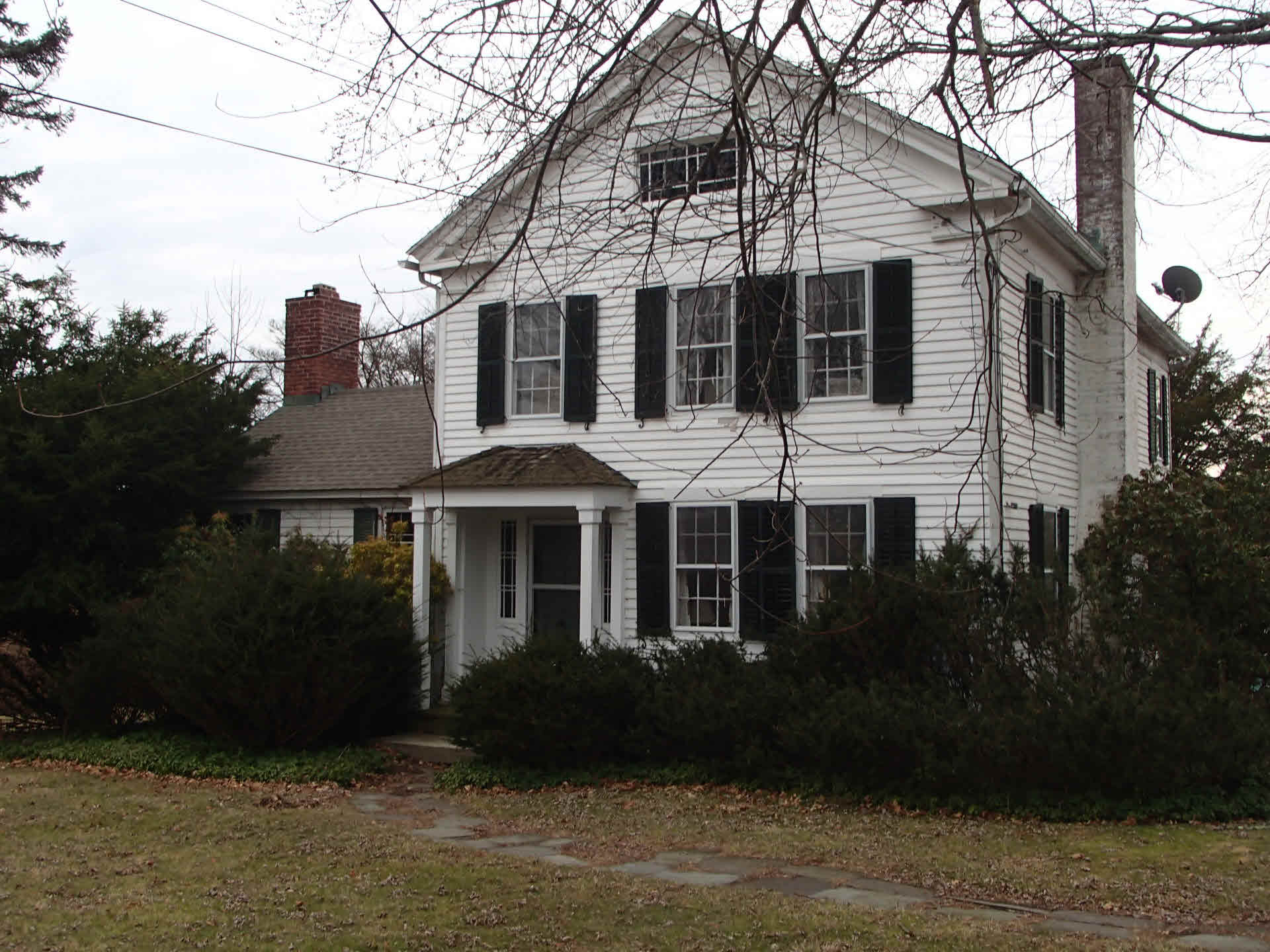 Building photograph for 219 MAIN ST SOUTH